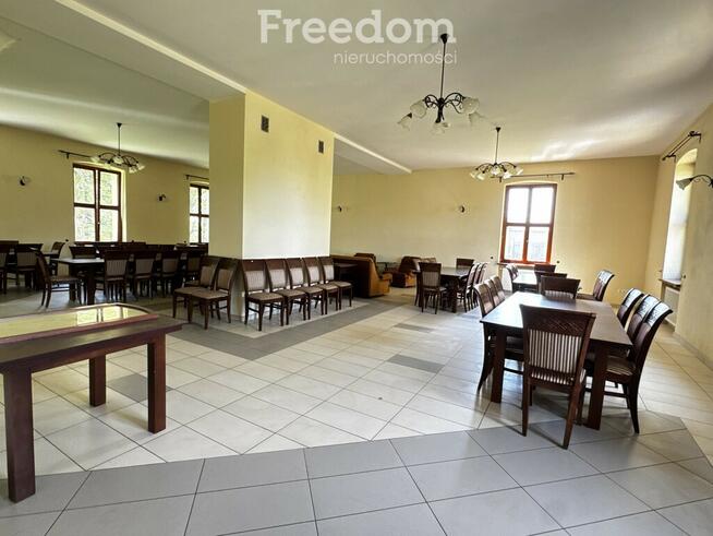 Zabytkowy dwór z XVIII w., 5,2 ha , 2100 m2