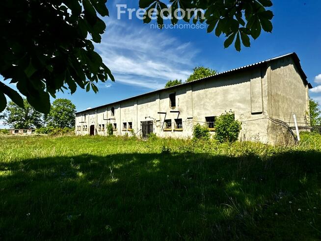 Zabytkowy dwór z XVIII w., 5,2 ha , 2100 m2
