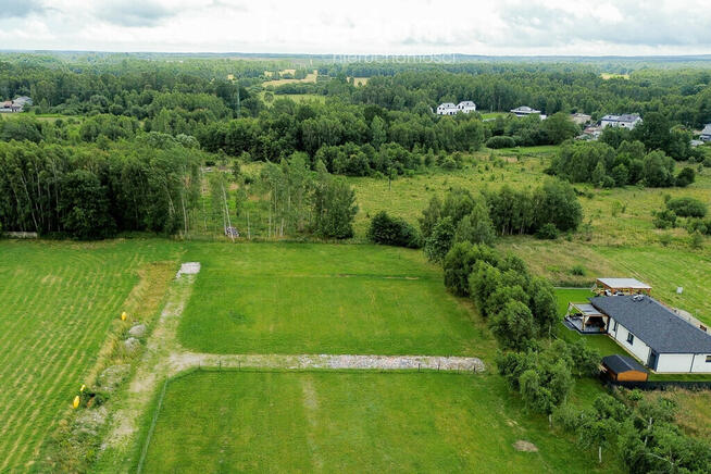 Działka budowlana 888 m²