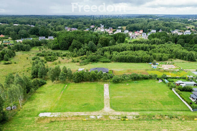 Działka budowlana 888 m²