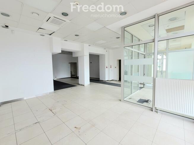 Lokal handlowo-usługowy w samym centrum