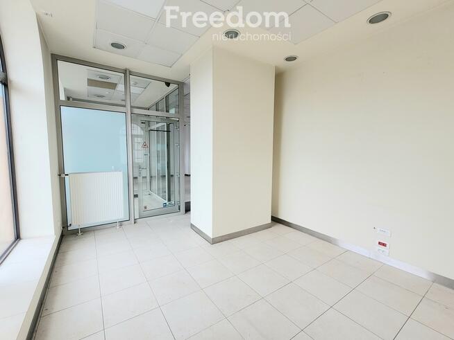Lokal handlowo-usługowy w samym centrum