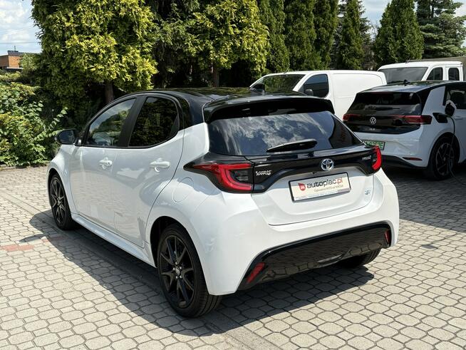 Toyota Yaris Rezerwacja
