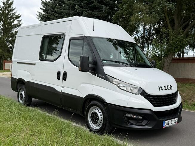 Iveco Daily 35S14 DOKA 2.3Diesel LIFT Nowy Model 6-OSOBOWY