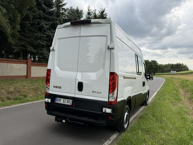 Iveco Daily 35S14 DOKA 2.3Diesel LIFT Nowy Model 6-OSOBOWY