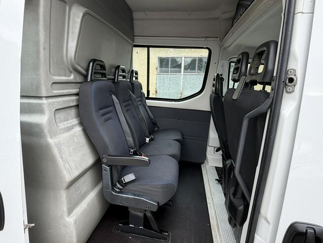 Iveco Daily 35S14 DOKA 2.3Diesel LIFT Nowy Model 6-OSOBOWY