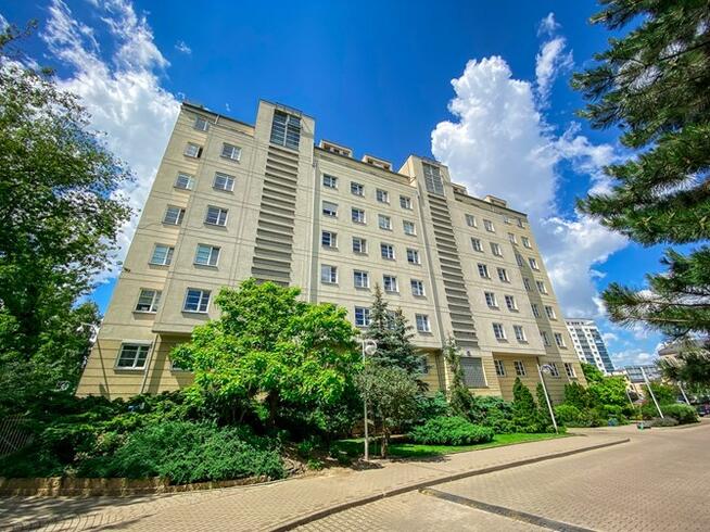 Duża kawalerka na osiedlu Sonata – Grochowska 341