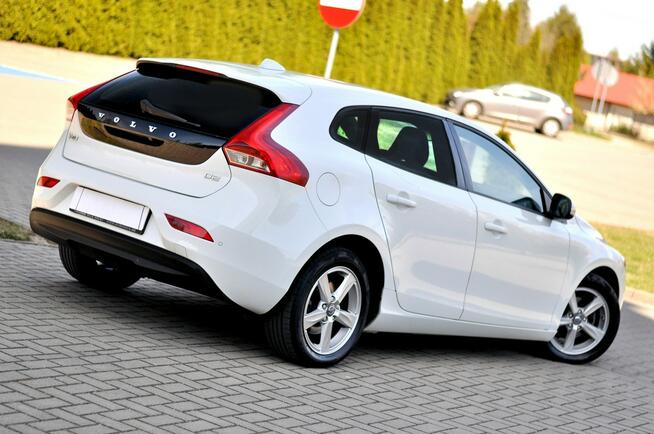 Volvo V40 1,6Hdi 115KM Digital Kamera Navi Parktronik