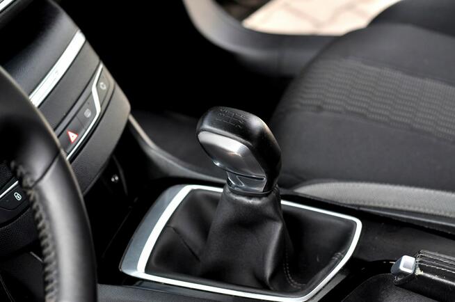 Peugeot 308 1.6 100KM Climatronic Led Serwis
