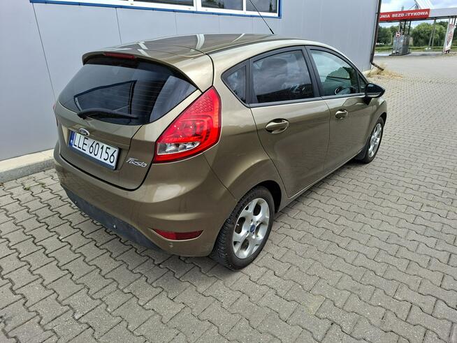 Ford Fiesta Salon Polska 1.2 benzyna 5 drzwi gaz ważne opłaty