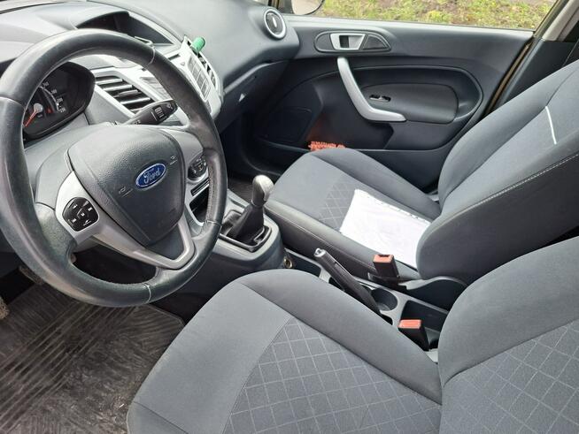 Ford Fiesta Salon Polska 1.2 benzyna 5 drzwi gaz ważne opłaty