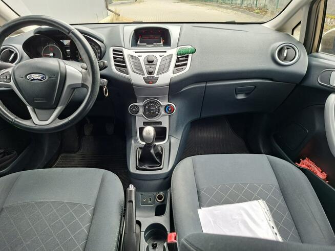 Ford Fiesta Salon Polska 1.2 benzyna 5 drzwi gaz ważne opłaty