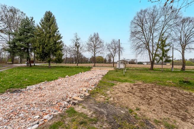 Działka 1037 m2 Jarząbkowice gm. Pawłowice - media, udział w drodze