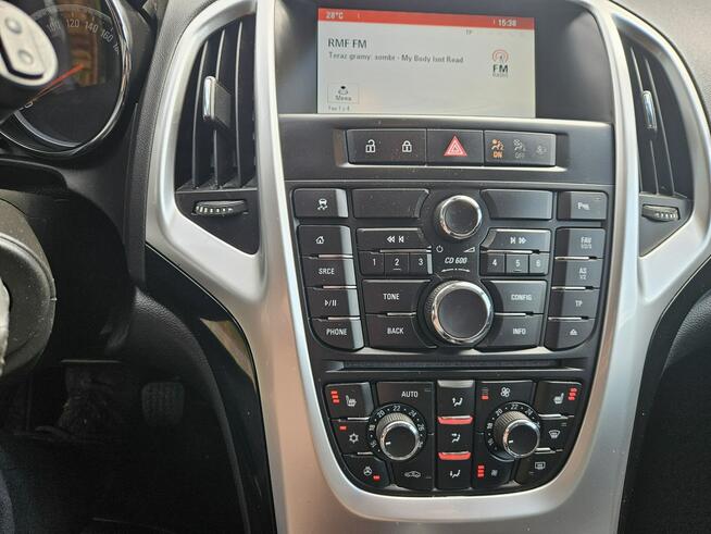Opel Astra Klimatronic x 2 / Podgrzewane fotele i kierownica / Tempomat