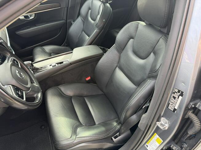 Volvo V90 Cross Country Momentum, Kamera cofania, Panorama, Grzane fotele, LED, Nowy Rozrząd