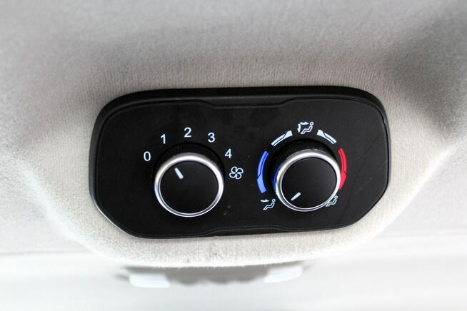 Ford Transit Custom 9-osob. L2 130KM Salon PL FV23% 1WŁ Android/Apple Tempomat Gwarancja