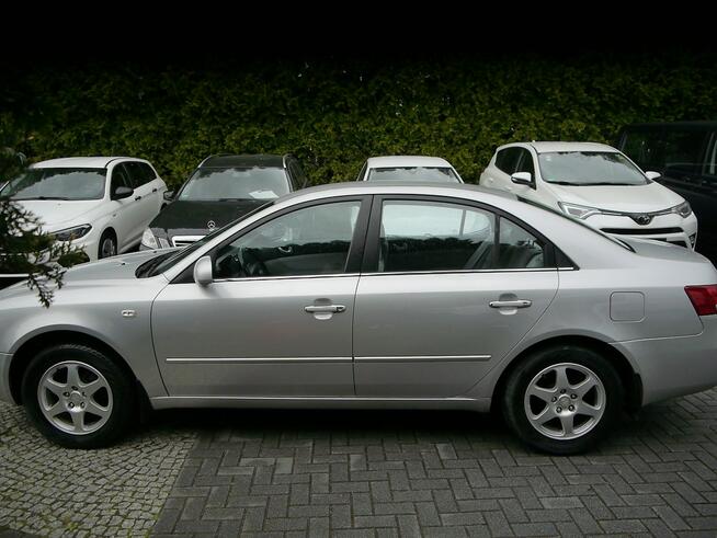 Hyundai Sonata 2.4i Stan b.dobry bez rdzy i korozji bezwypadkowy z Niemiec Gwarancja