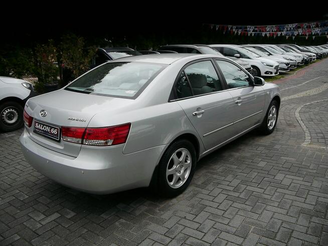 Hyundai Sonata 2.4i Stan b.dobry bez rdzy i korozji bezwypadkowy z Niemiec Gwarancja