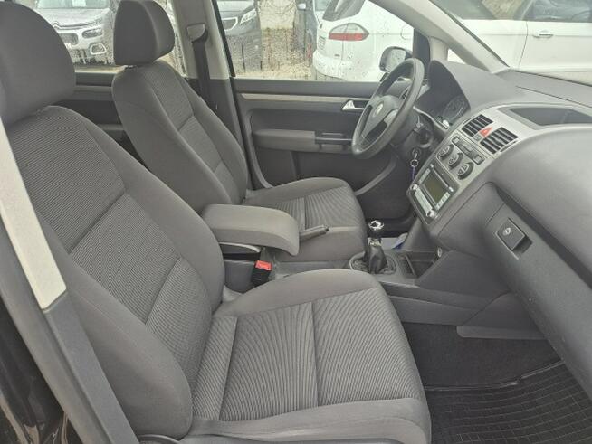Volkswagen Touran 1,6Mpi* Klimatronik* Mały przebieg