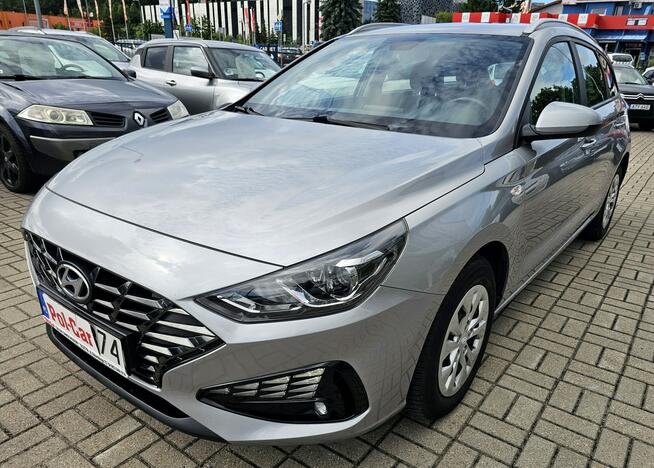 Hyundai i30 Pierwszy włąściciel, kontrola pasa, tempomat, czójniki parkowania