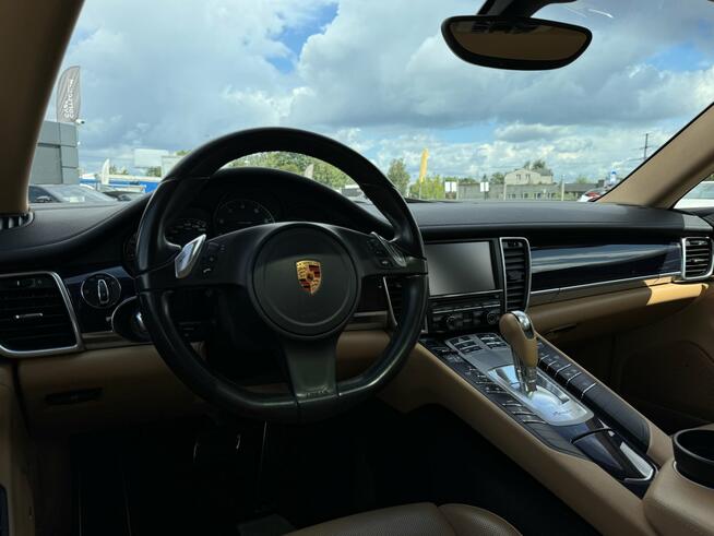 Porsche Panamera, 2016