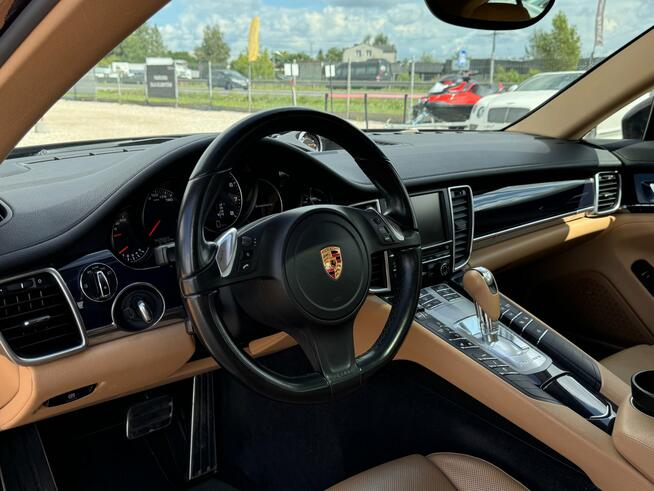 Porsche Panamera, 2016
