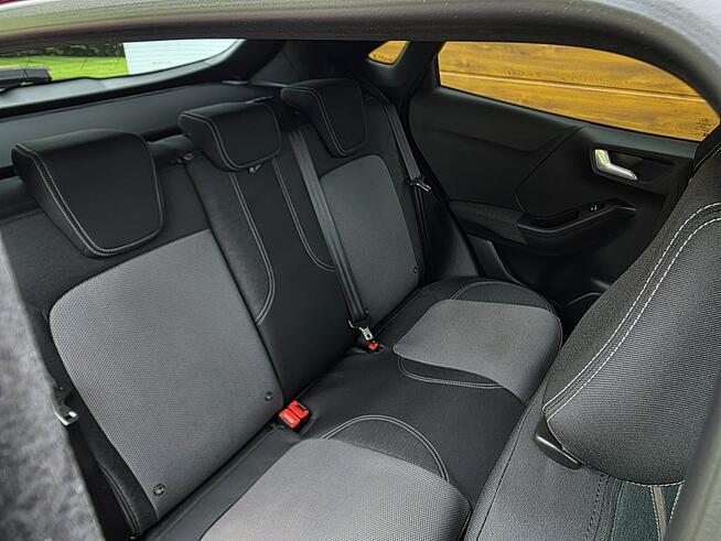 Ford Puma serwis ASO, nawigacja
