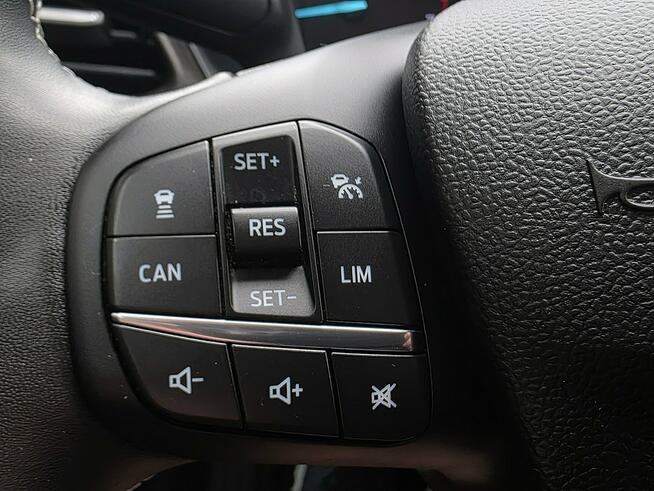 Ford Puma serwis ASO, nawigacja