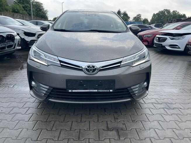 Toyota Corolla Klimatronik Kamera Skóra Tempomat