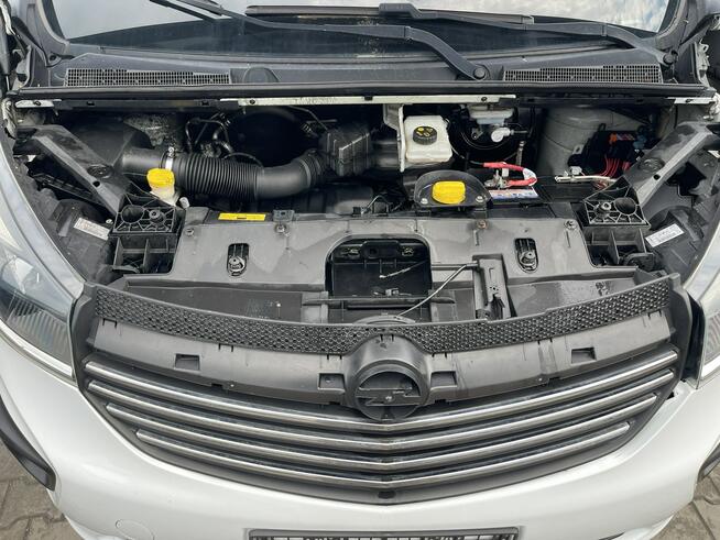 Opel Vivaro Klimatyzacja 9 osobowy Czujniki parkowania 120KM