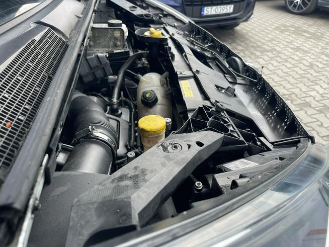 Opel Vivaro Klimatyzacja 9 osobowy Czujniki parkowania 120KM