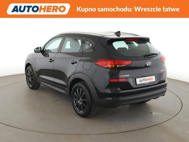 Hyundai Tucson lift klima auto grzane fotele i kierownica kamera i czujniki parkowani