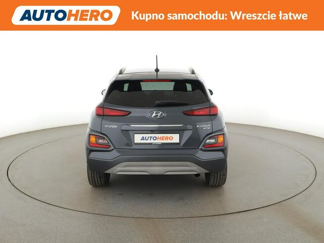 Hyundai Kona 4x4 automat skóra navi klima auto grzane fotele kamera i czujniki park