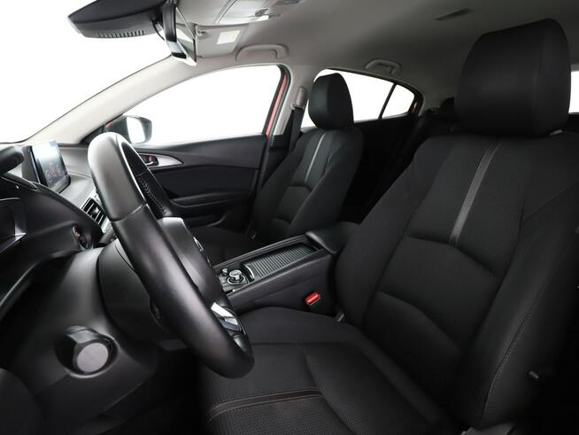 Mazda 3 navi klima auto grzane fotele kamera i czujniki parkowania