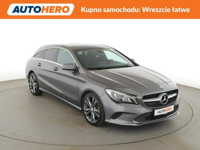 Mercedes CLA 180 automat panorama full LED navi klima auto grzane fotele czujniki parko