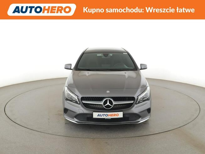 Mercedes CLA 180 automat panorama full LED navi klima auto grzane fotele czujniki parko