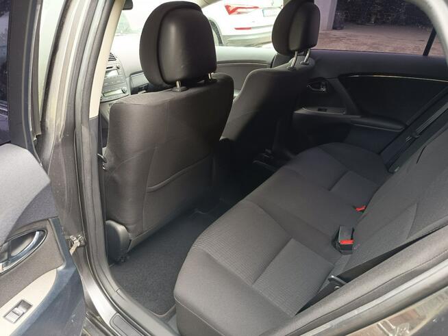 Toyota Avensis Bezwypadkowy, dok. przebiegu, stan BDB