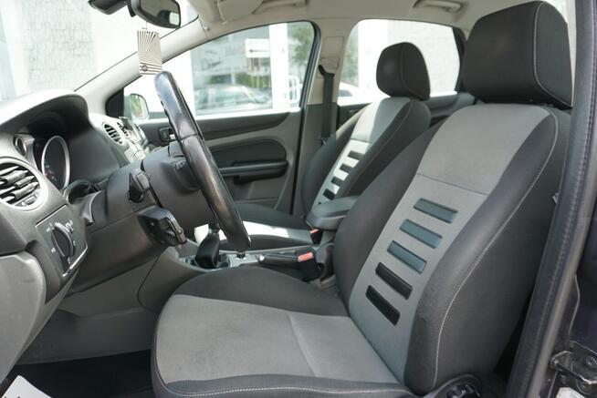 Ford Focus zarejestrowany, ubezpieczony