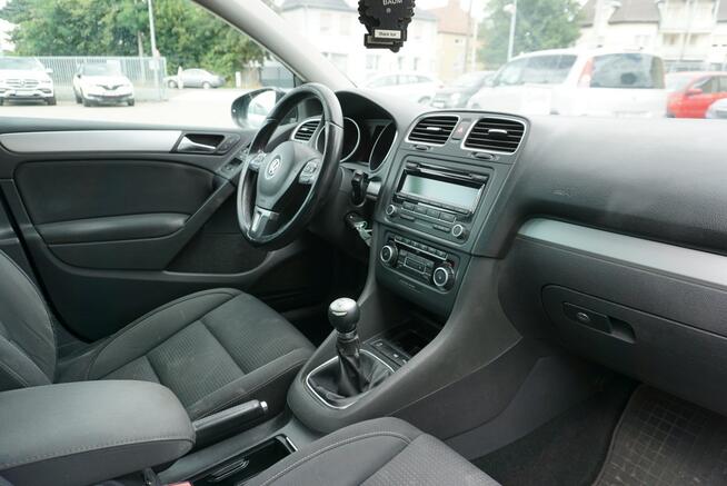 Volkswagen Golf zarejestrowany, ubezpieczony