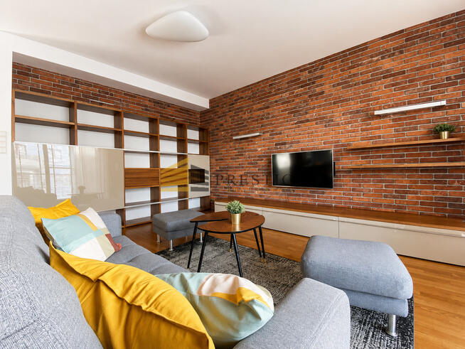 Przestronny 4-pokojowy apartament Wilanów