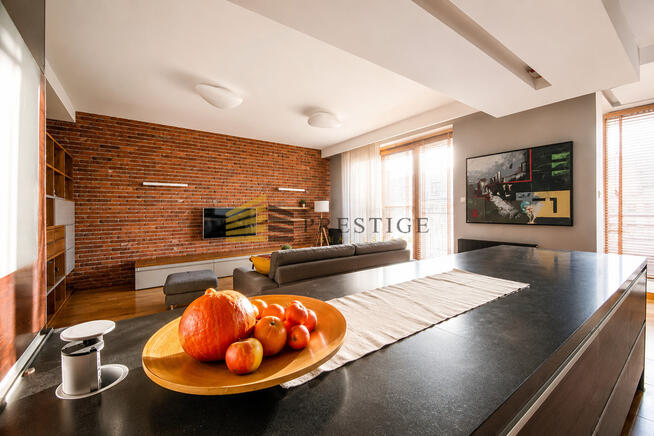 Przestronny 4-pokojowy apartament Wilanów