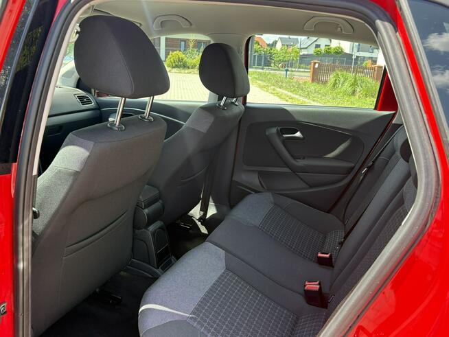 Volkswagen Polo PDC * Klimatyzacja * Tempomat * Multifunkcja * Oryg. Przebieg * PDC PT