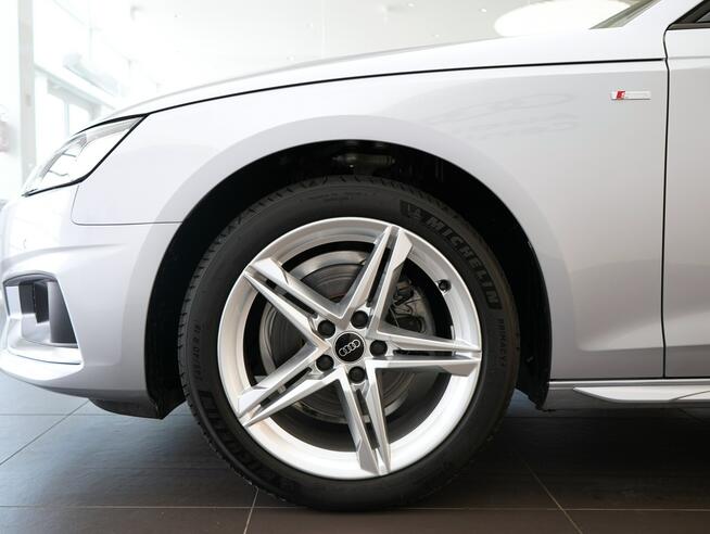 Audi A4 35TFSI 150KM Nav TempomatACC Kamera ElektryczneFotele Ambiente