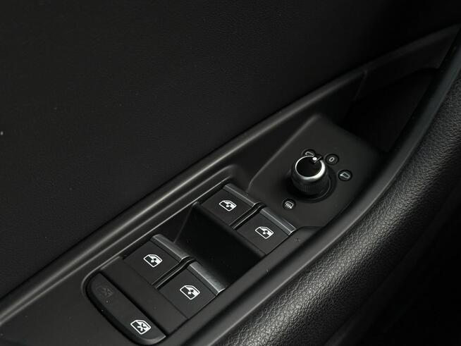 Audi A4 Salon Polska Poleasingowy I właściciel Serwis ASO VAT 23% Bezwypadkowy