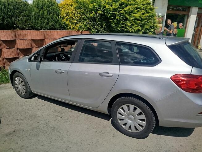 Opel Astra Kombi Sports Tourer 2015 1.6 diesel