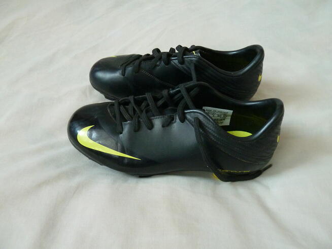 buty piłkarskie-korki NIKE Mercurial nr 36,5
