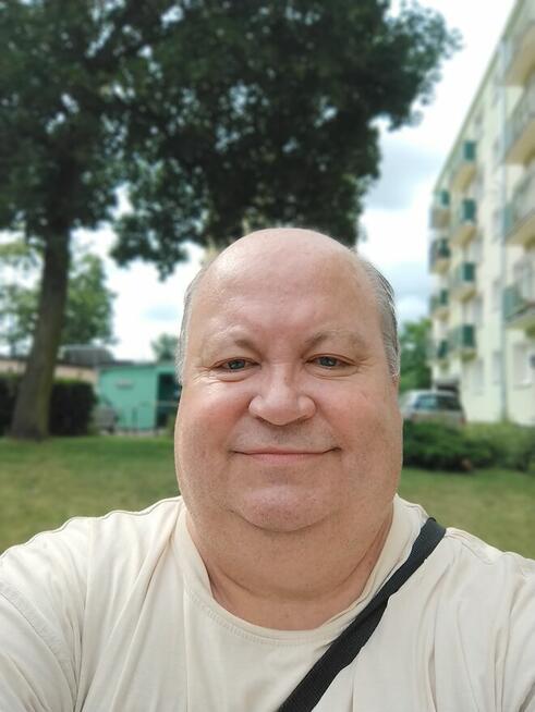 Pan szuka pani