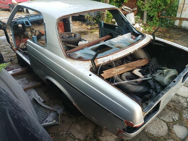 Mercedes Benz 123 coupe