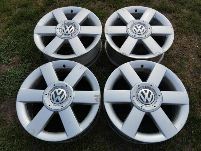 Felgi Vw Audi Skoda Seat 16 5X100 6J ET35 8Z0-025H komplet