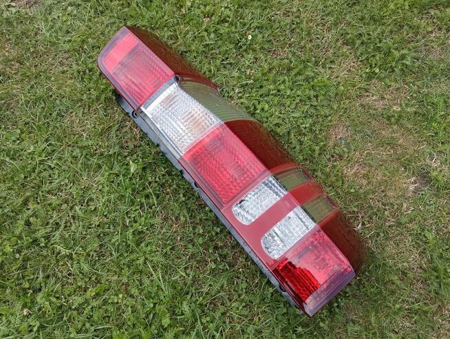 Lampa Mercedes Sprinter W906 prawa TYC plus wkład kompletna